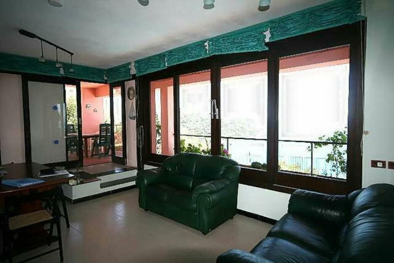 Villa Panoramica Tra Suggestive Notti Stellate. 토레 델레 스텔레 외부 사진